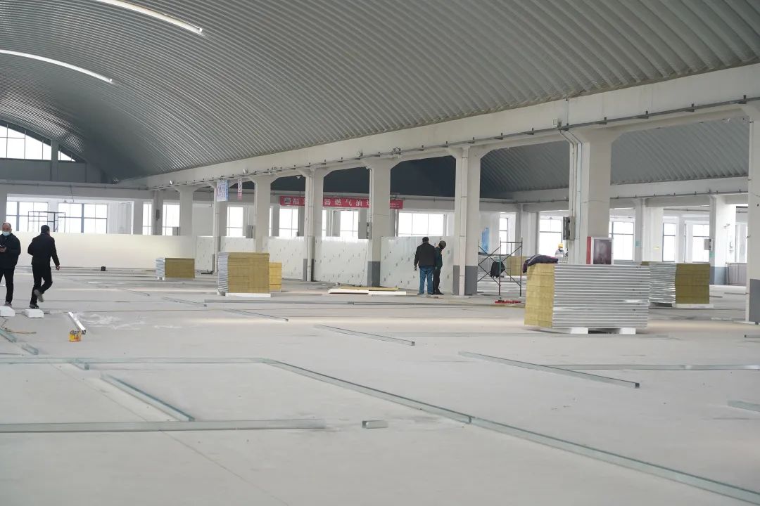 疫情就是命令，鍍鋁鋅鋼板銷售廠家宏鑫源緊急馳援多地方艙醫(yī)院建設(圖11)
